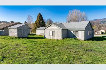 30040 Jamaica Dunes Drive, Tehachapi, CA 93561 - Photo 27