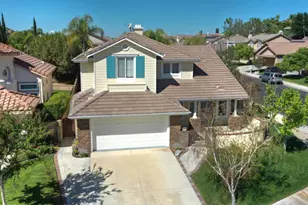 29047 Ironwood Ln, Saugus, CA 91390 - Photo 9