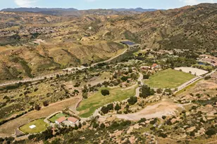 2940 Kuehner Dr, Simi Valley, CA 93063 - Photo 19