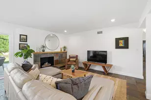 180 Cathy Dr, Newbury Park, CA 91320 - Photo 13