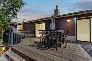 10411 Johanna Ave, Los Angeles, CA 91040 - Photo 43