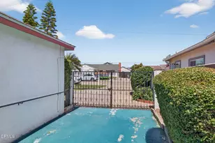 622 E Poplar St, Oxnard, CA 93033 - Photo 27