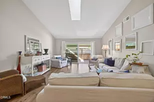 26102 Village 26, Camarillo, CA 93012 - Photo 9