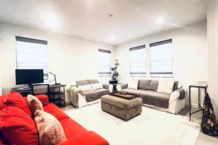 9898 Rhone St, Ventura, CA 93004 - Photo 21