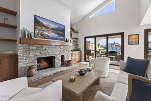 2131 Ravoli Dr, Oxnard, CA 93035 - Photo 9