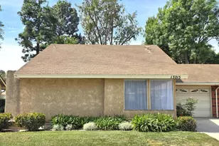 13215 Village 13, Camarillo, CA 93012 - Photo 23