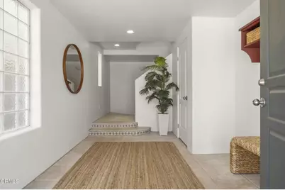 264 Hollywood Boulevard, Oxnard, CA 93035 - Photo 5