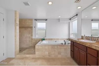 264 Hollywood Boulevard, Oxnard, CA 93035 - Photo 37