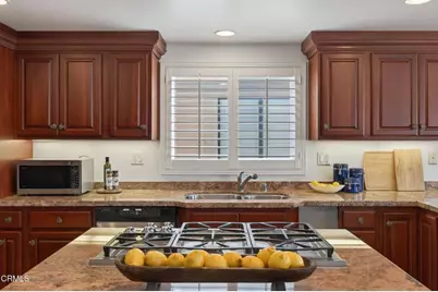 264 Hollywood Boulevard, Oxnard, CA 93035 - Photo 29