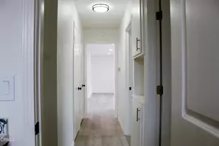 1430 Huntswood Way, Oxnard, CA 93030 - Photo 5