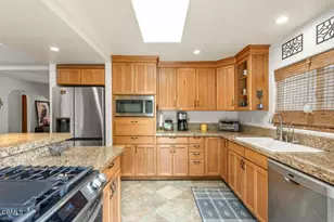 614 Cedar St, Ventura, CA 93001 - Photo 3