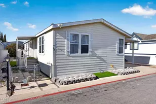 57 Via Sintra, Camarillo, CA 93012 - Photo 3