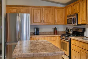 57 Via Sintra, Camarillo, CA 93012 - Photo 15