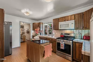 17448 Keswick St, Northridge, CA 91325 - Photo 11