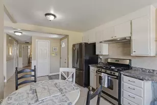 12159 Hoyt St, Sylmar, CA 91342 - Photo 9