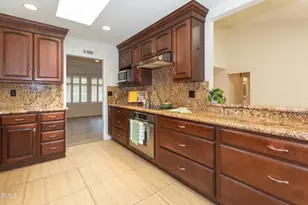 17106 Village 17, Camarillo, CA 93012 - Photo 19