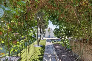 379 McGill Ave, Ventura, CA 93003 - Photo 39