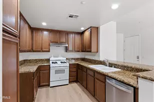 259 Riverdale Ct, Camarillo, CA 93012 - Photo 13