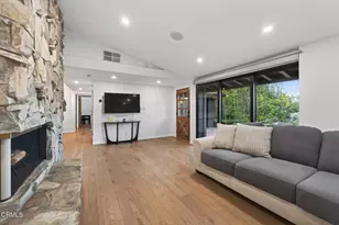 22261 Ybarra Rd, Woodland Hills, CA 91364 - Photo 15