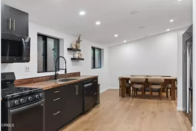 22261 Ybarra Road, Woodland Hills, CA 91364 - Photo 21