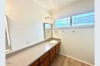 535 Lawnwood Way, Oxnard, CA 93030 - Photo 13