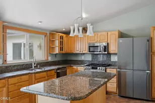 1455 Calle Morera, Thousand Oaks, CA 91360 - Photo 17