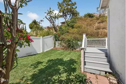 921 Calle Pinata, Thousand Oaks, CA 91320 - Photo 31