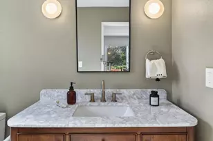 921 Calle Pinata, Thousand Oaks, CA 91320 - Photo 19