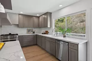 921 Calle Pinata, Thousand Oaks, CA 91320 - Photo 9