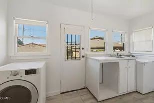 653 S G St, Oxnard, CA 93030 - Photo 23