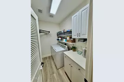 24014 Park Lane, Valencia, CA 91354 - Photo 7