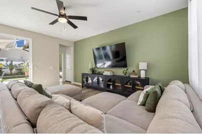 209 Murcott Avenue, Piru, CA 93040 - Photo 11