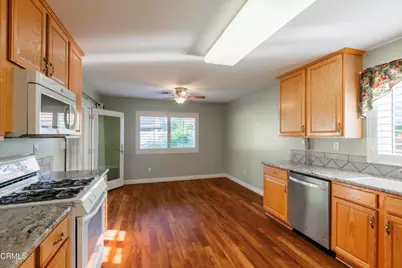 9910 Timeless Rose Court, Bakersfield, CA 93311 - Photo 5