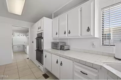 84 Poinsettia Gardens Drive, Ventura, CA 93004 - Photo 13