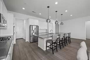 2075 Seville Dr, Santa Paula, CA 93060 - Photo 13