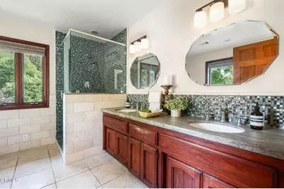 11993 Macdonald Drive, Ojai, CA 93023 - Photo 37