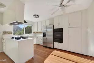 7151 Scarborough Peak Dr, Los Angeles, CA 91307 - Photo 9