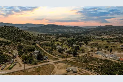 5050 Clayvale Street, Acton, CA 93510 - Photo 9