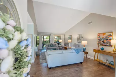 31330 Village 31, Camarillo, CA 93012 - Photo 3