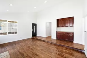 2082 Belgrave Ct, Simi Valley, CA 93063 - Photo 17