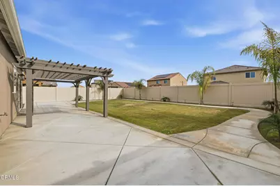 7812 Strawberry Lane, Bakersfield, CA 93313 - Photo 25