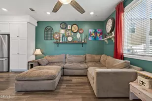 562 Kumquat Ct, Santa Paula, CA 93060 - Photo 13