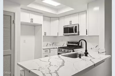 2065 Blackberry Circle, Oxnard, CA 93036 - Photo 13