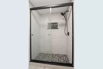 2065 Blackberry Circle, Oxnard, CA 93036 - Photo 23