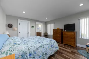 42308 Village 42, Camarillo, CA 93012 - Photo 21