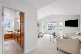 2521 Pierpont Blvd, Ventura, CA 93001 - Photo 17