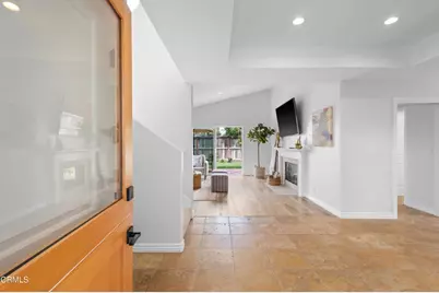 2521 Pierpont Boulevard, Ventura, CA 93001 - Photo 3