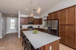 3317 Whispering Frst Ln, Shafter, CA 93263 - Photo 9