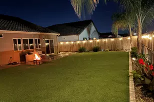 3317 Whispering Frst Ln, Shafter, CA 93263 - Photo 7