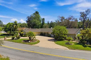 1356 Fairway Dr, Camarillo, CA 93010 - Photo 3